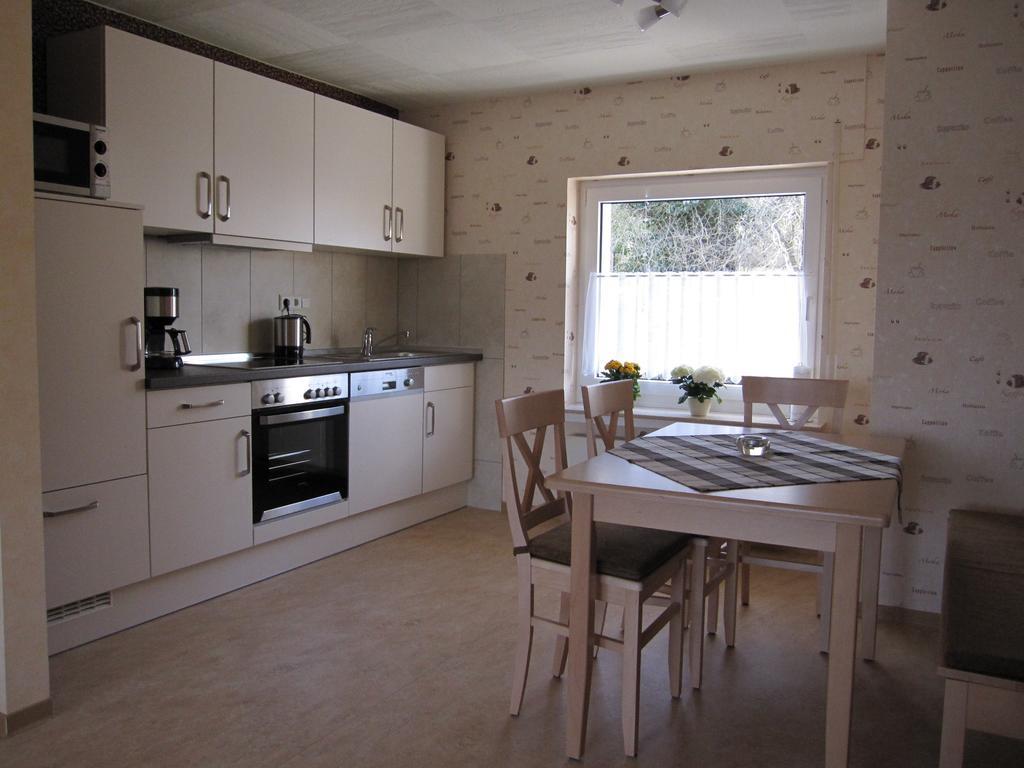 Ferienwohnung Schoenhense 메데바흐 외부 사진