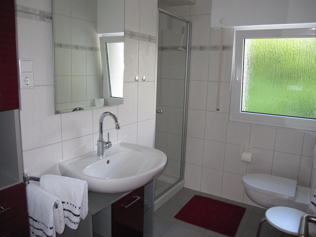 Ferienwohnung Schoenhense 메데바흐 외부 사진