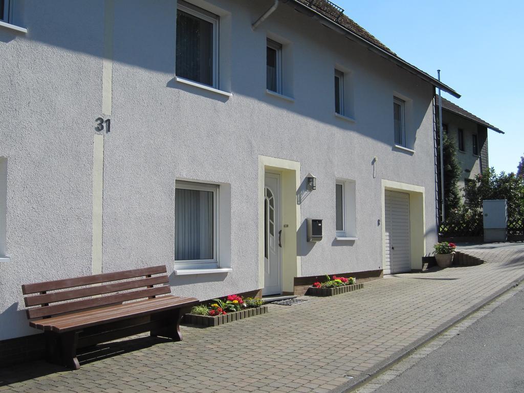 Ferienwohnung Schoenhense 메데바흐 외부 사진